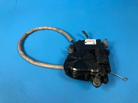 10-17 BMW F07 535I 550I GT TRUNK TAIGATE BOTTOM SOFT CLOSING LOCK ACTUATOR SERVO 10-17 BMW F07 535I 550I GT TRUNK TAIGATE BOTTOM SOFT CLOSING LOCK ACTUATOR SERVO