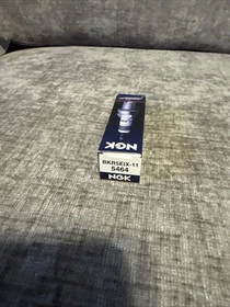 Genuine NGK Spark Plug BKR5EIX-11 5464 NEW