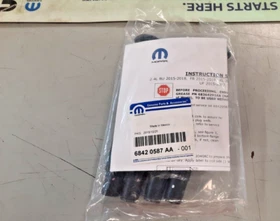 Genuine Mopar 2.4L Coil boot kit (68420587AA) Genuine Mopar 2.4L Coil boot kit (68420587AA)