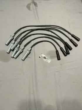 2X1759 AIRTEX Nos Ignition Wire Set